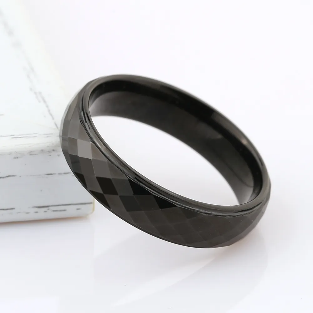 黑色戒指